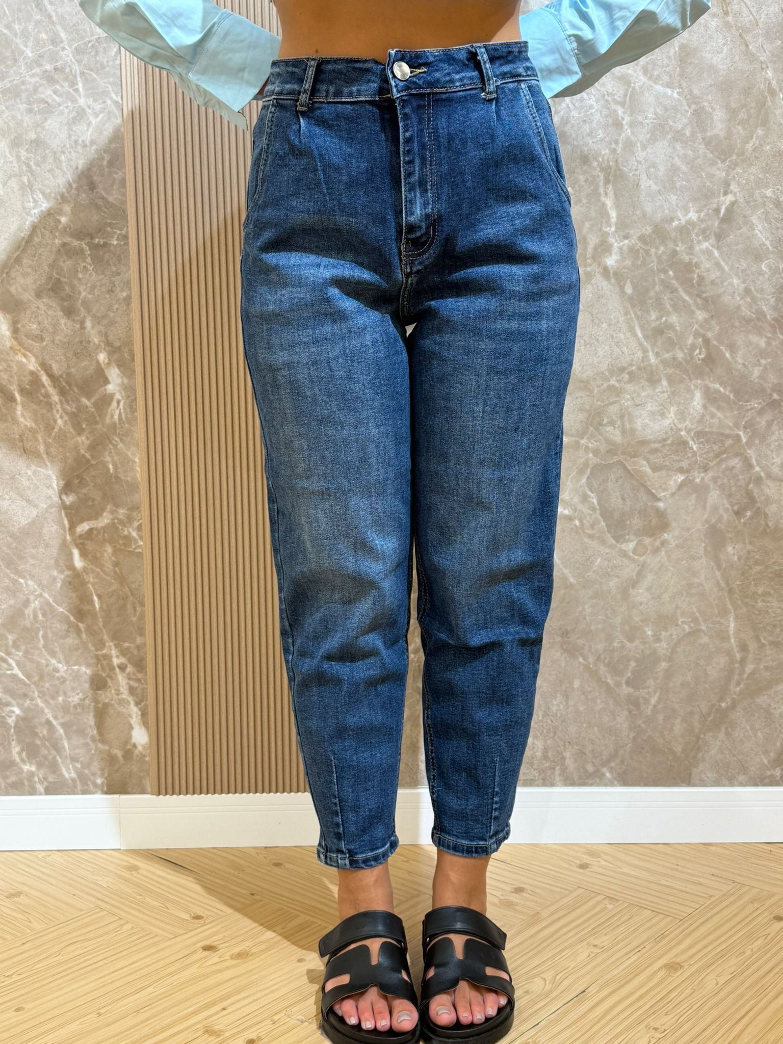 Jeans tasca filo scuro