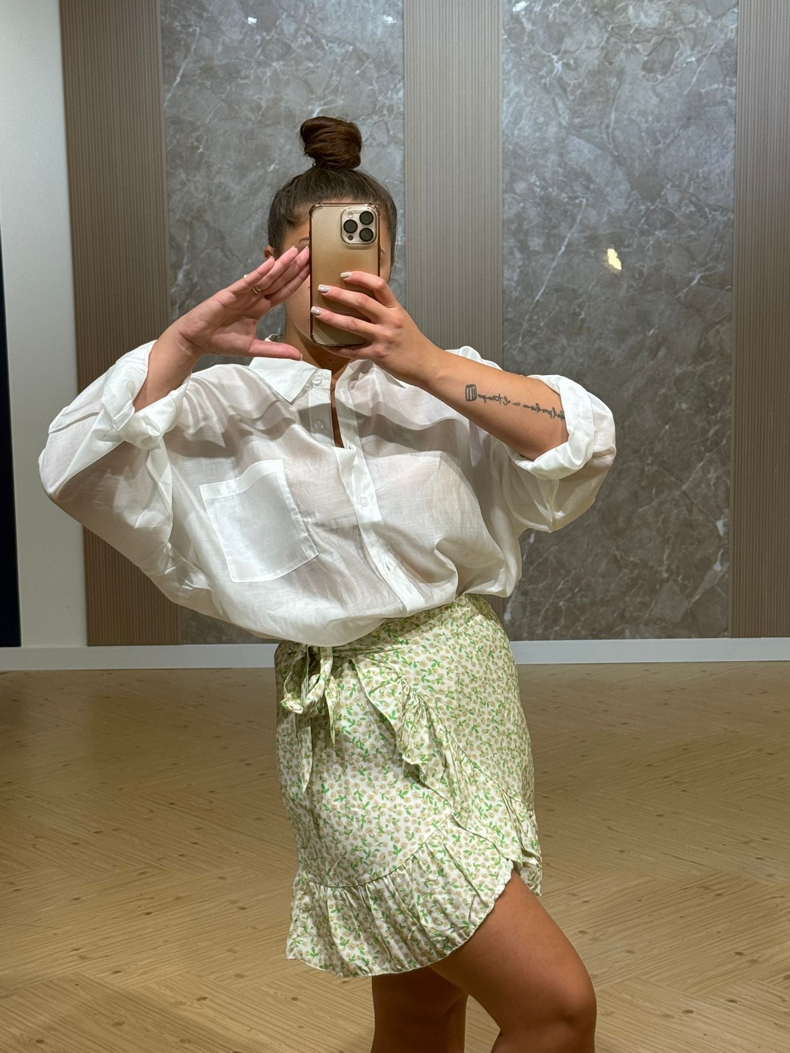 Gonna portafoglio beige