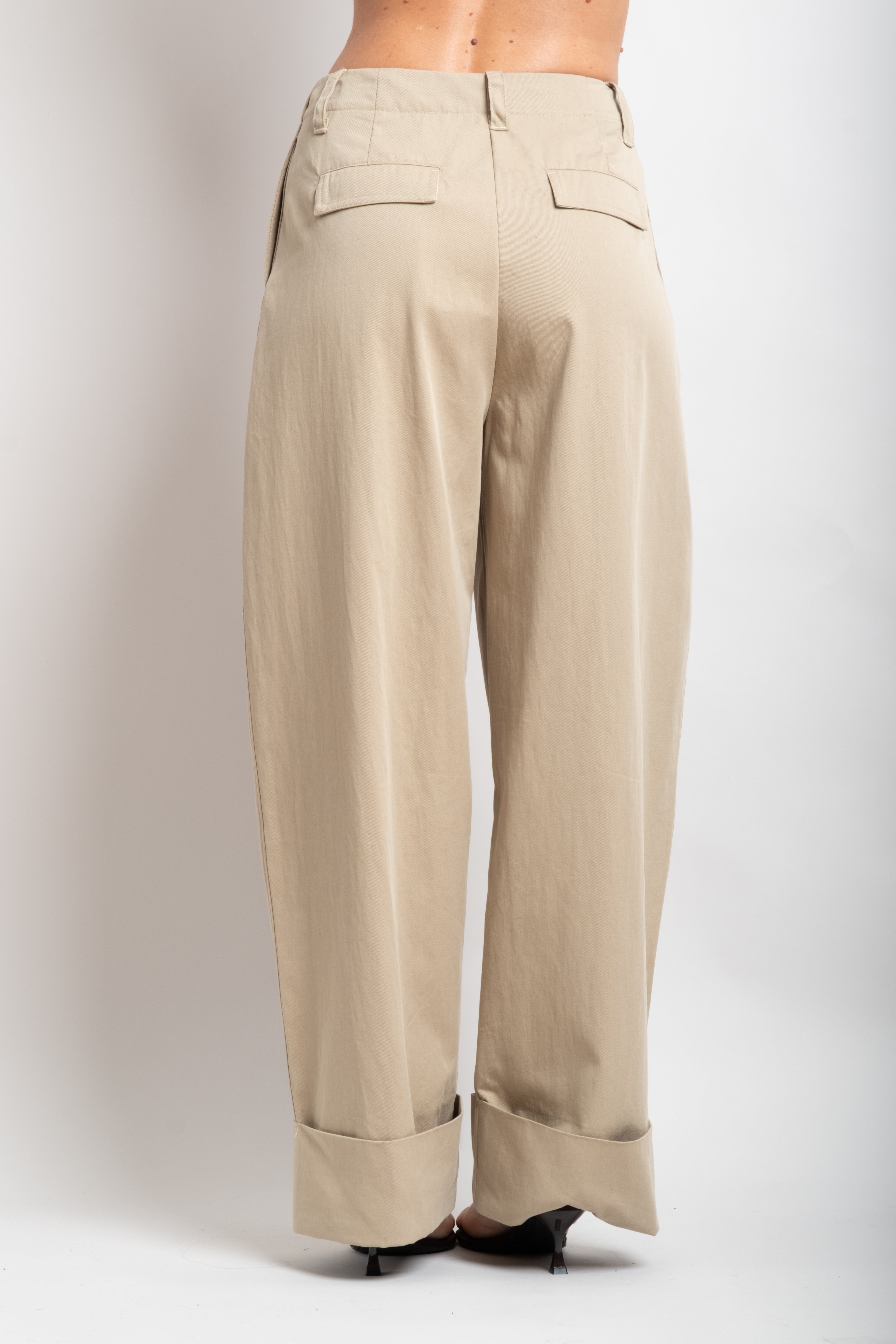 Pantalone piegone fango