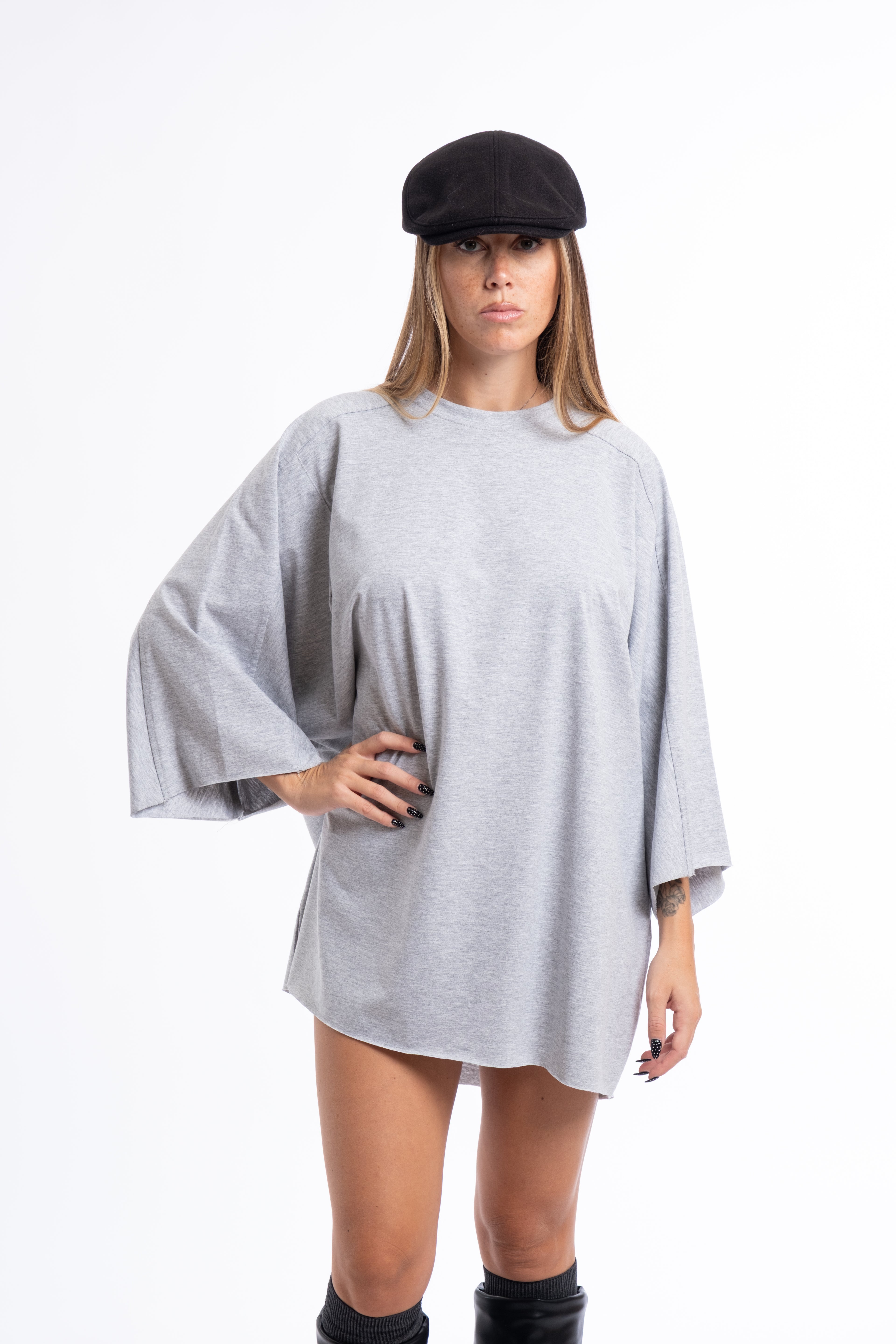 Maglia just pipistrello grigio chiaro