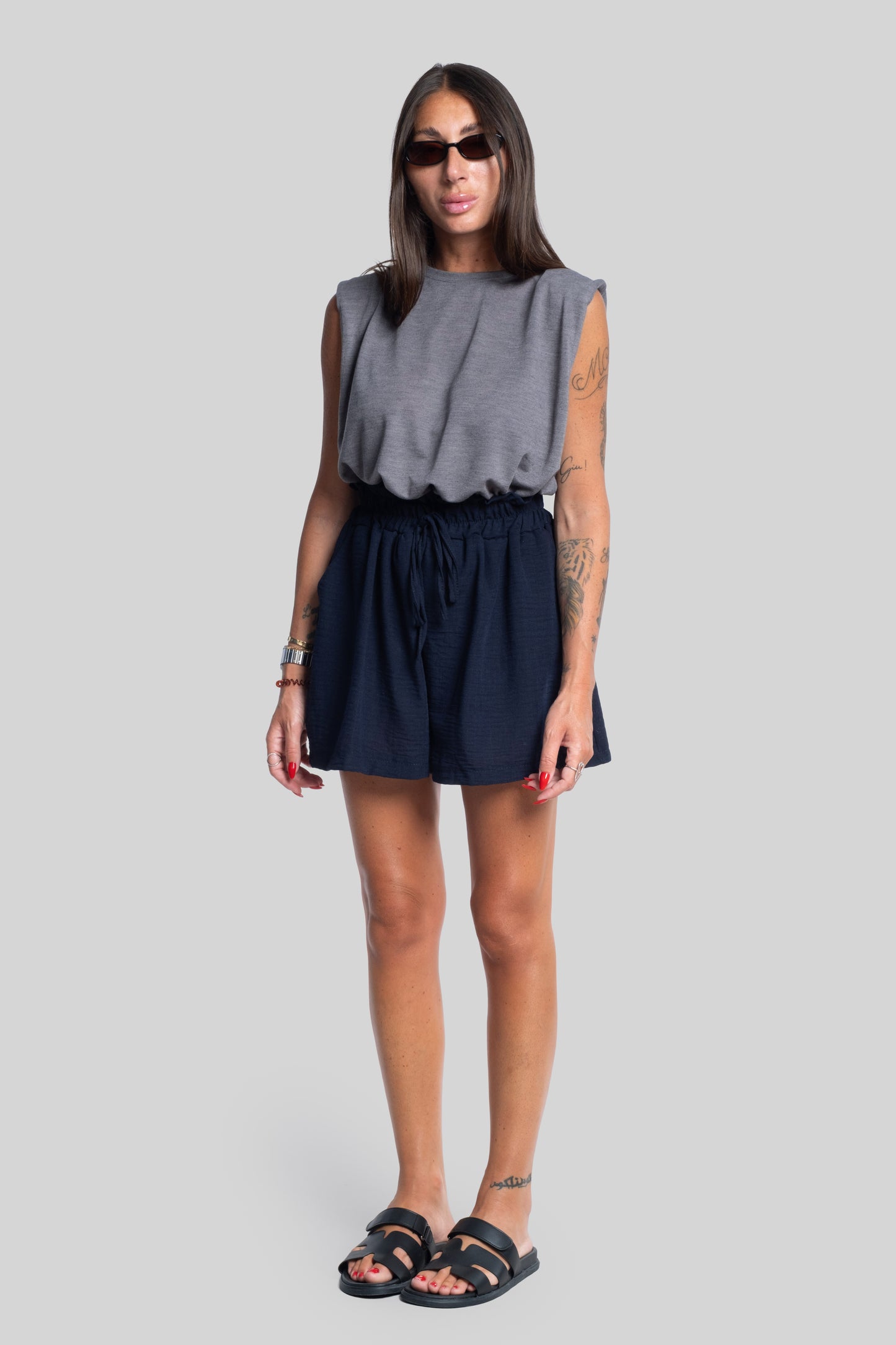 Short blu