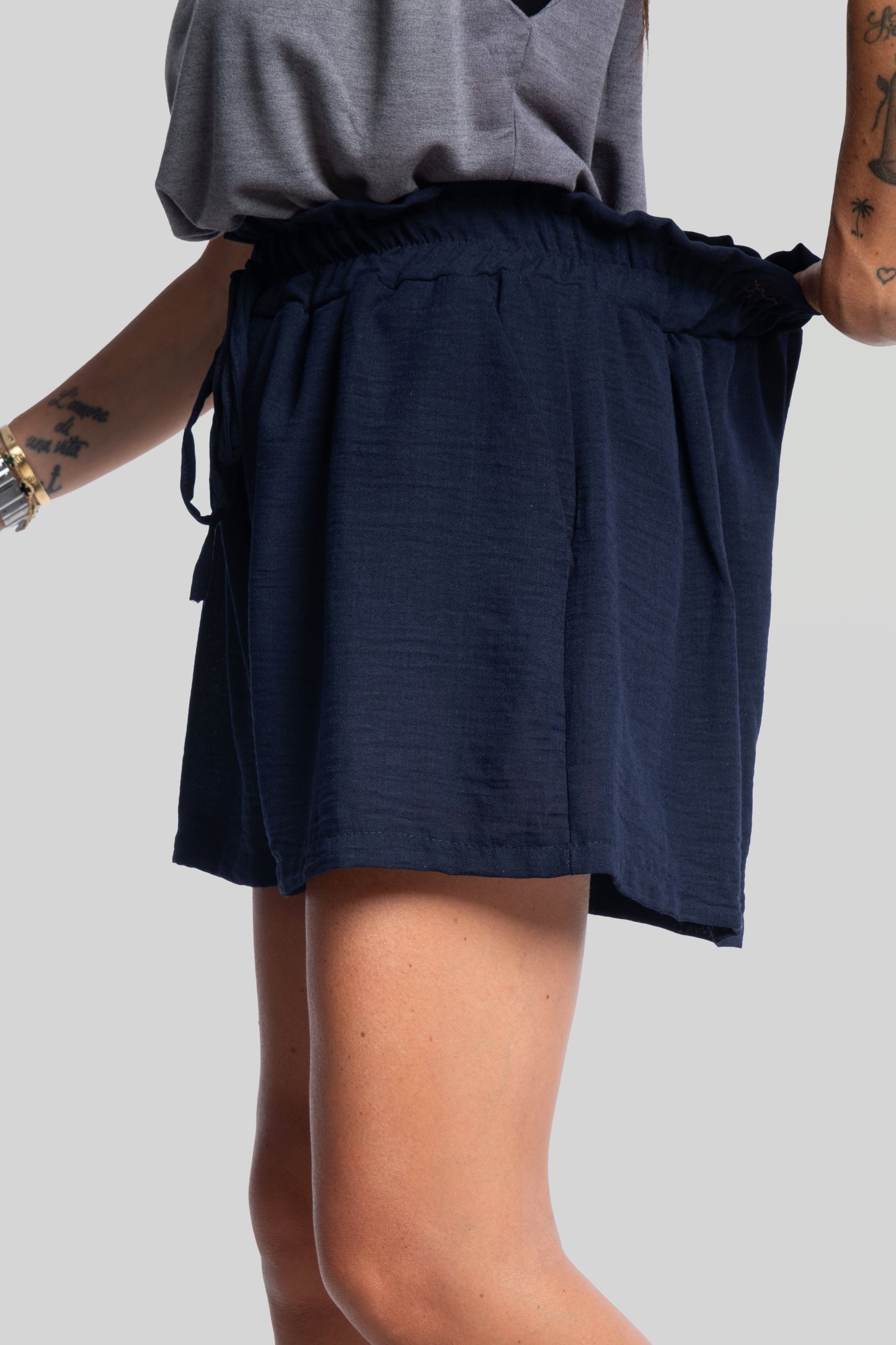 Short blu