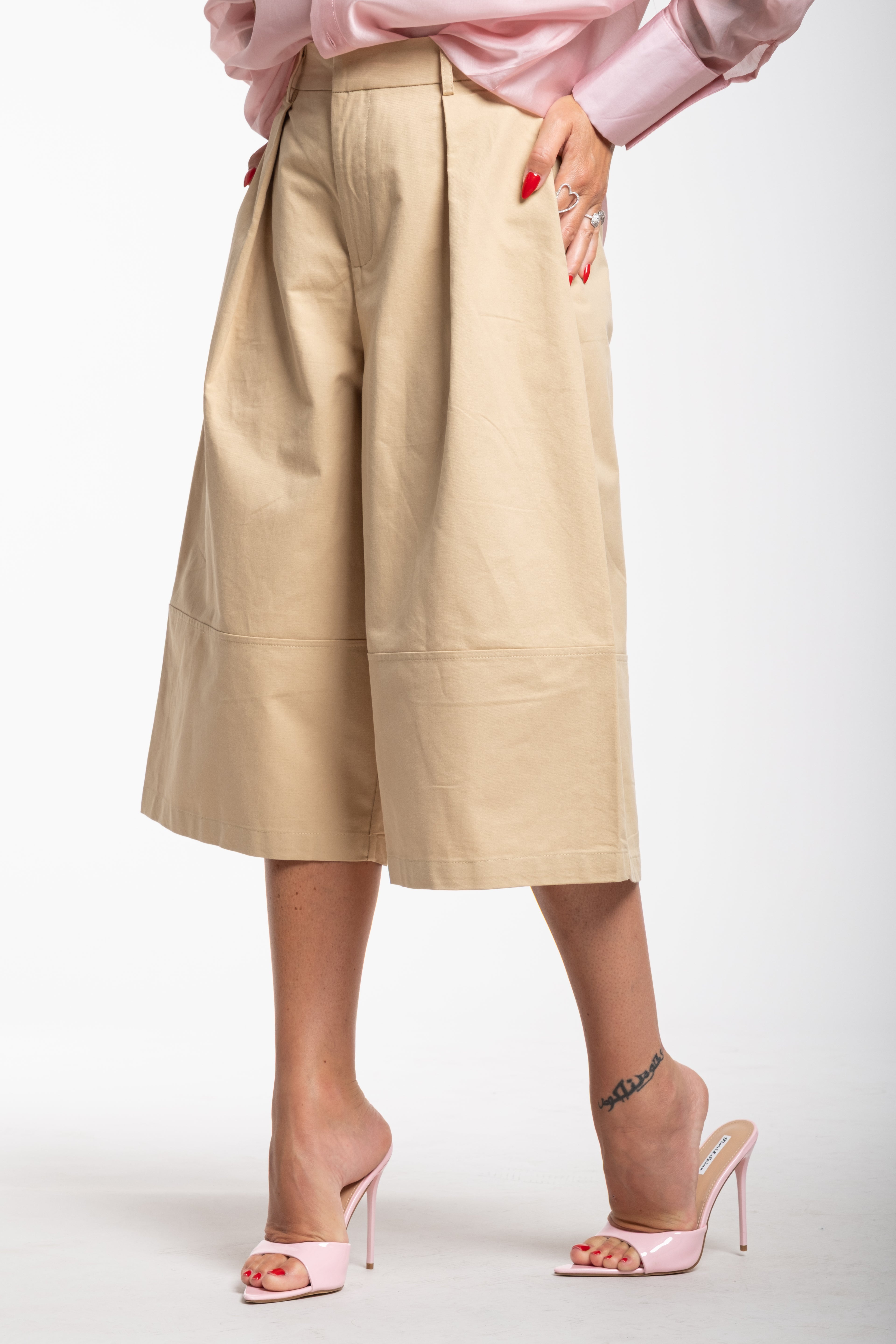 Bermuda beige