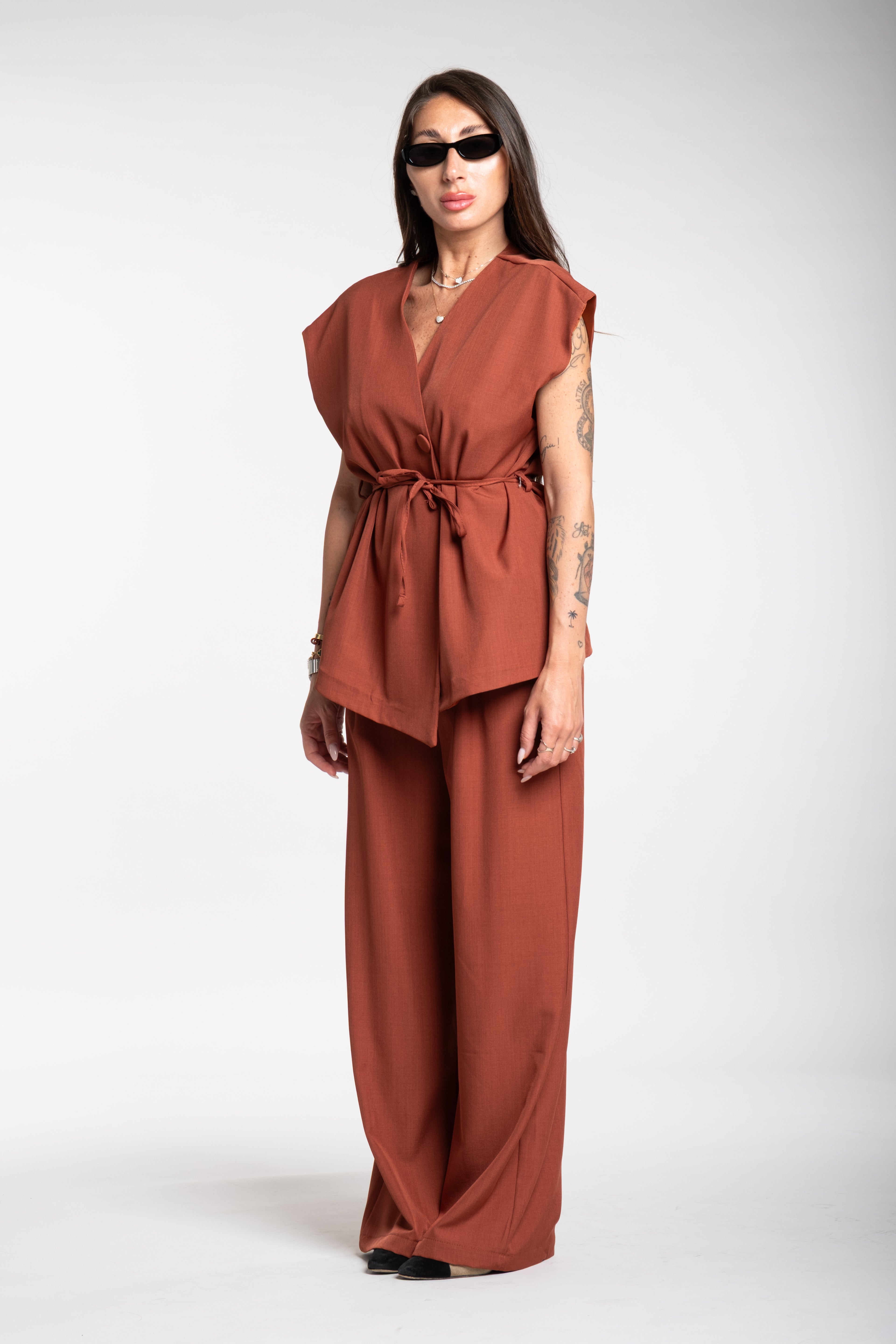 Tailleur smanicato ruggine