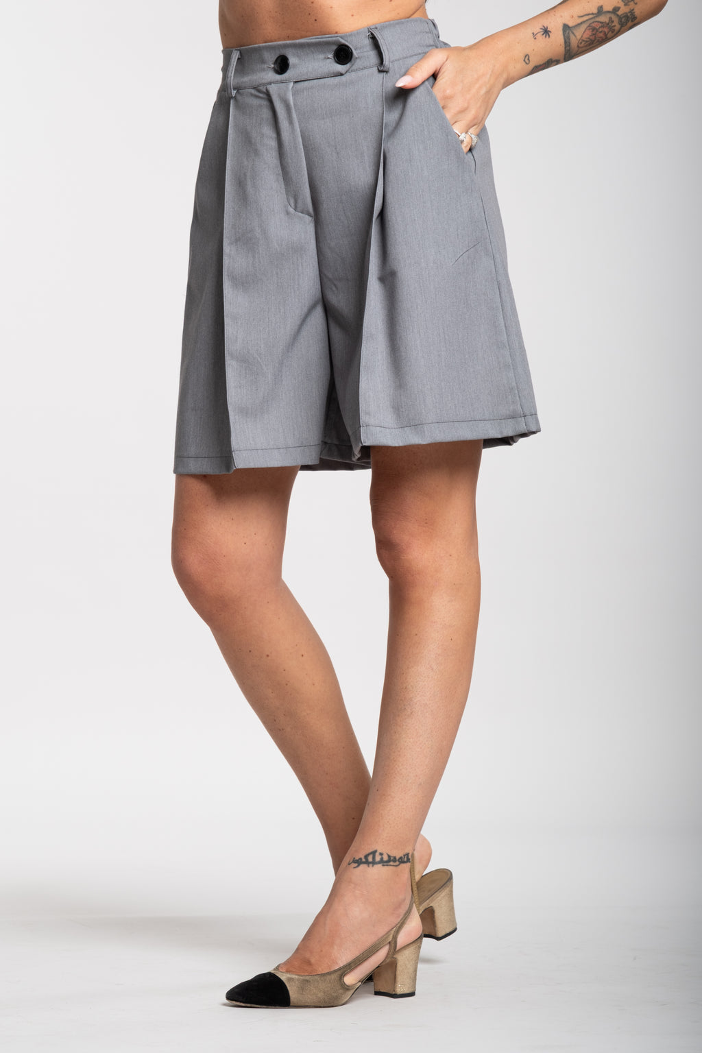 Bermuda grigio