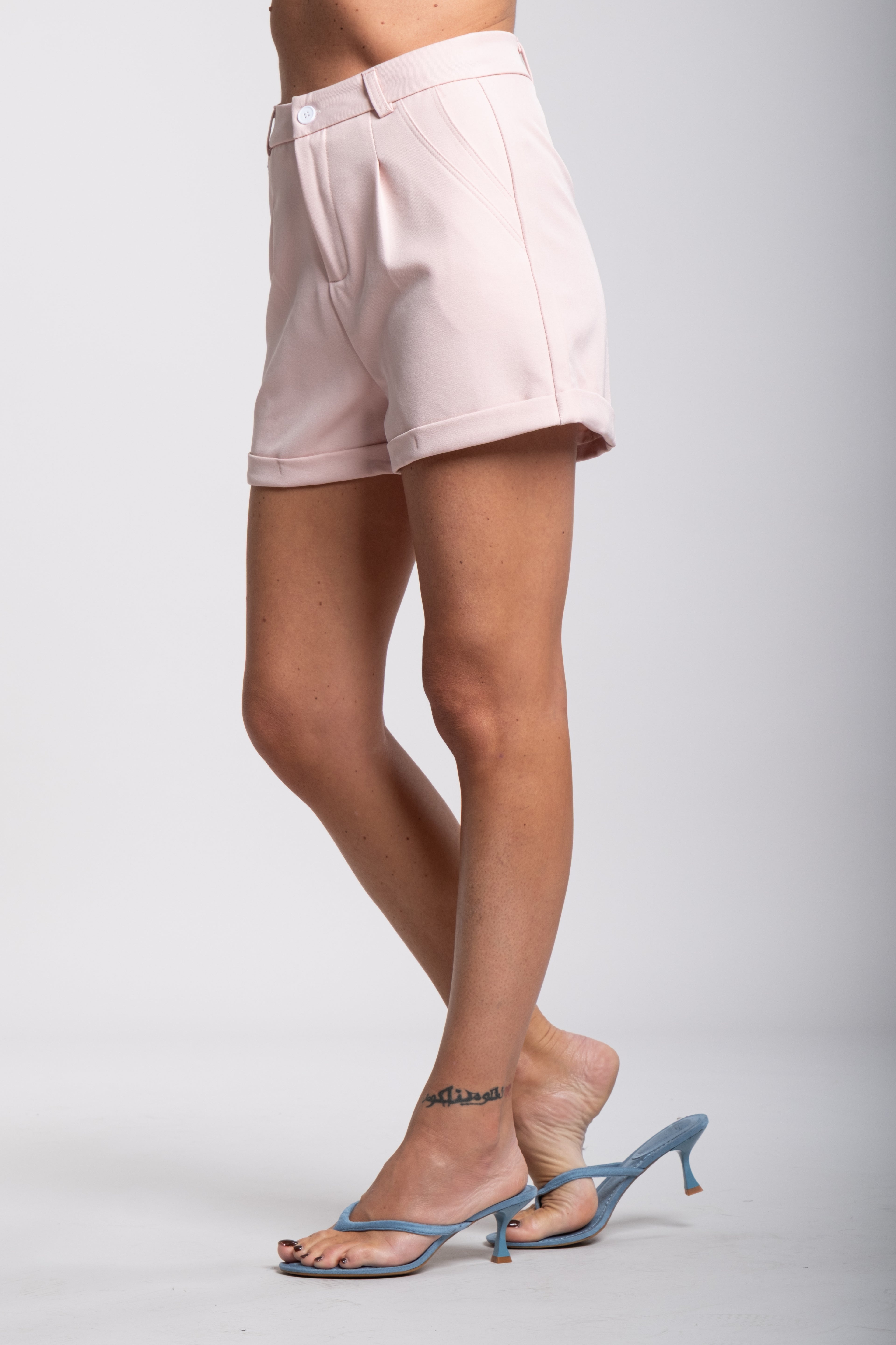 Short pink
