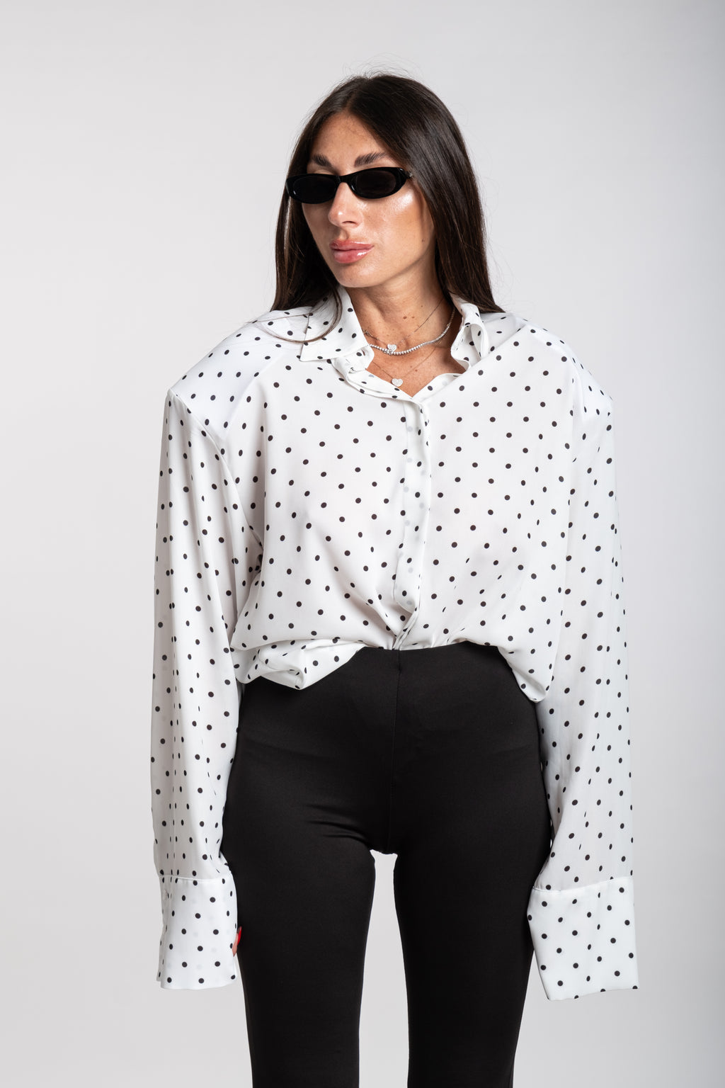 Camicia Oxford pois bianca