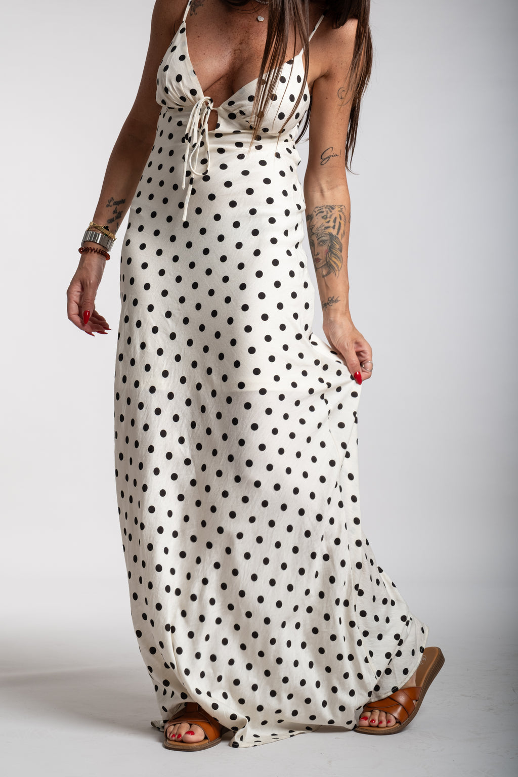 Abito bianco pois