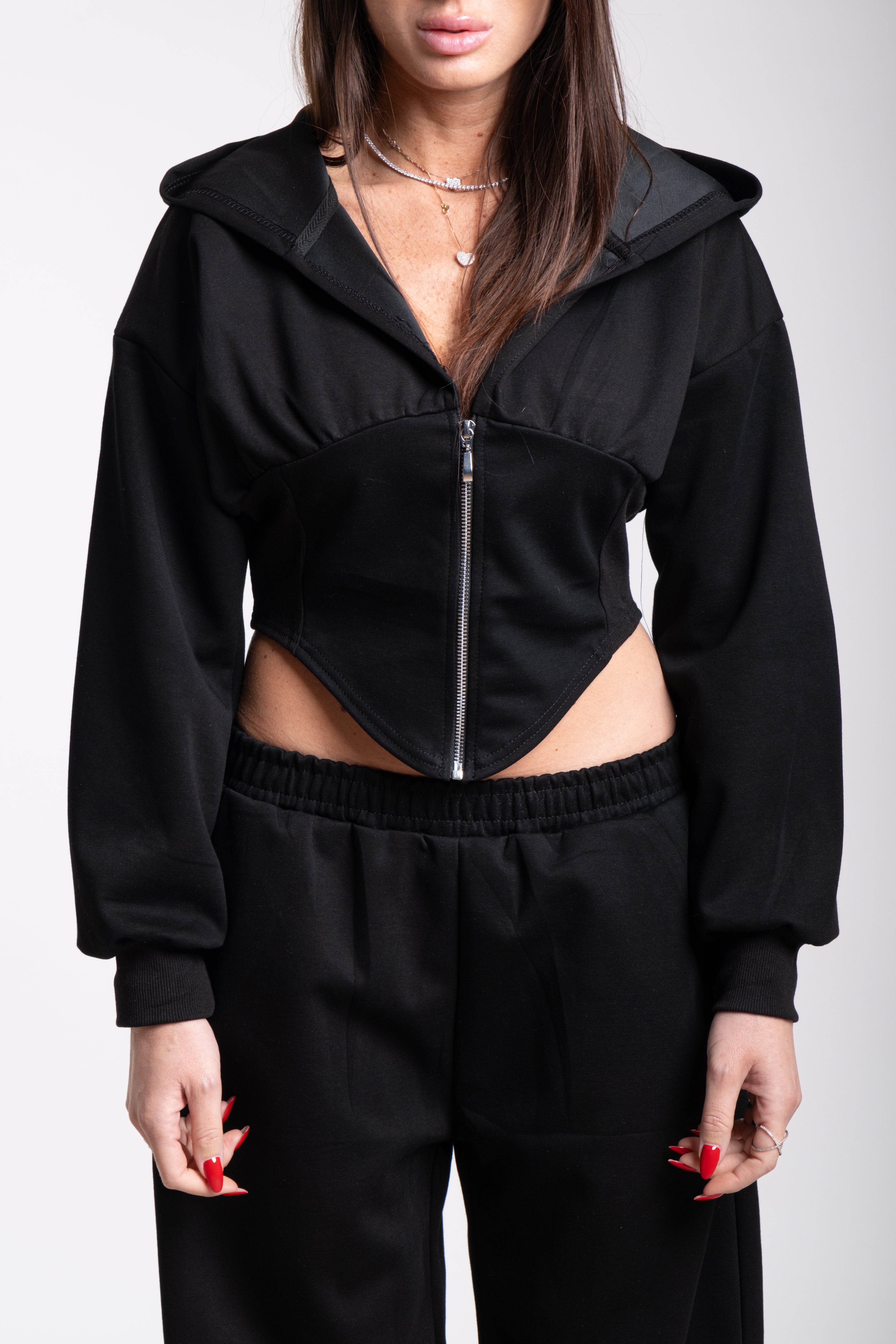 Tuta crop nera