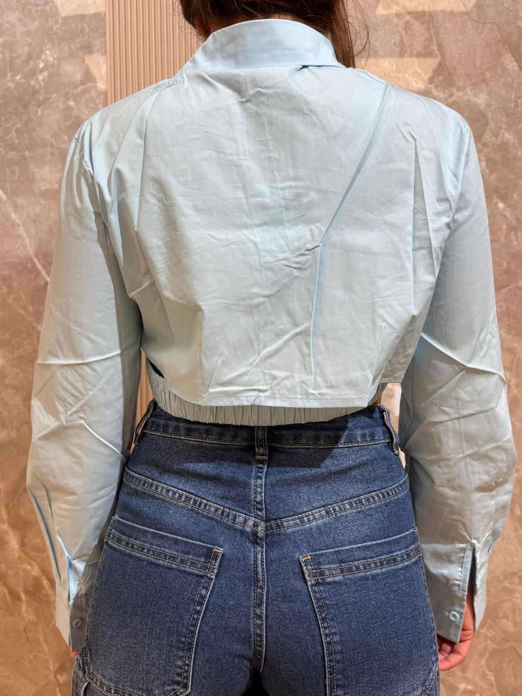 Camicia crop celeste